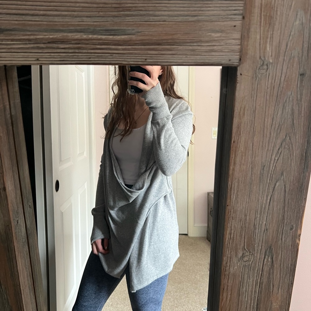 Grey cardigan